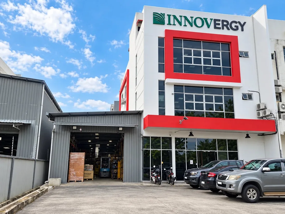 Innovergy Engineering office and warehouse building